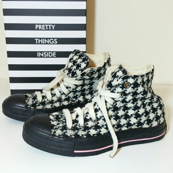 houndstooth converse